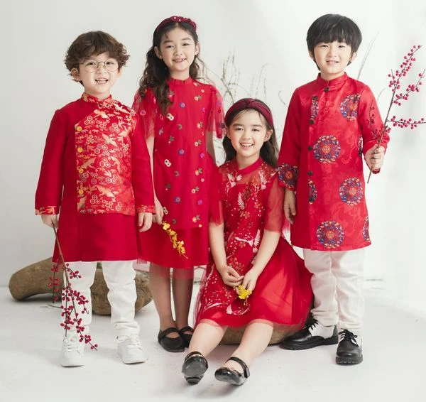 ÁO DÀI CÁCH TÂN TRẺ EM